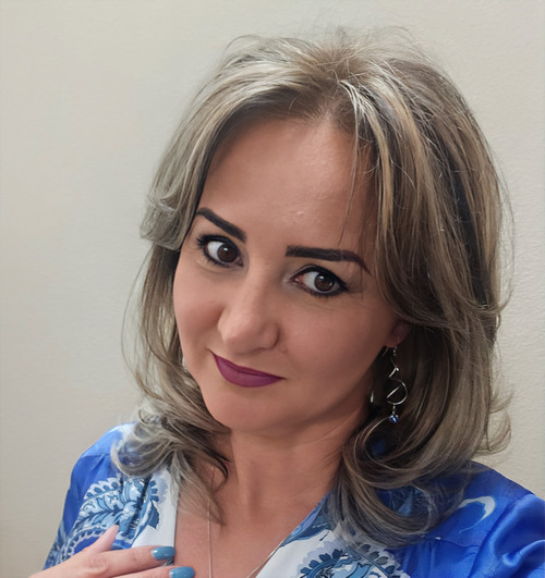 Gaga - Master Hair Stylist at Pink Hair Salon Clearwater with 15+ years experience